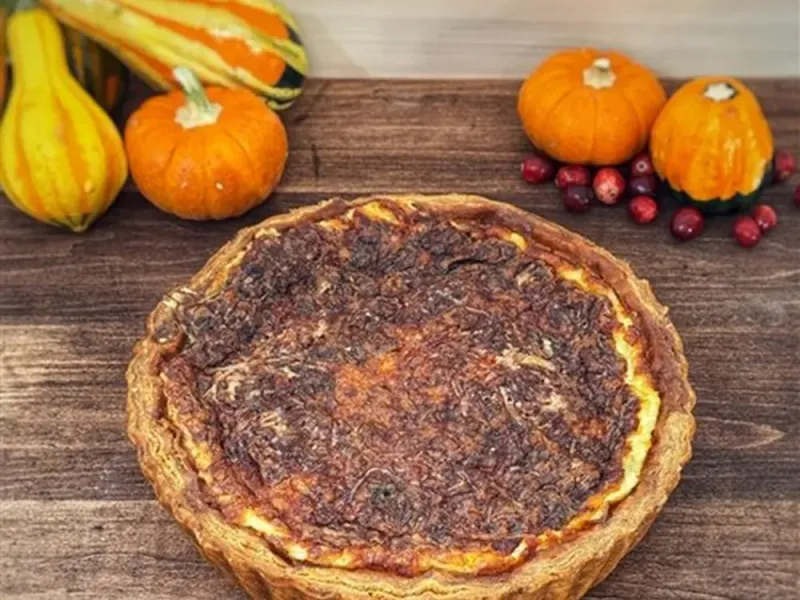 Spinach and Mushroom Quiche - Whole